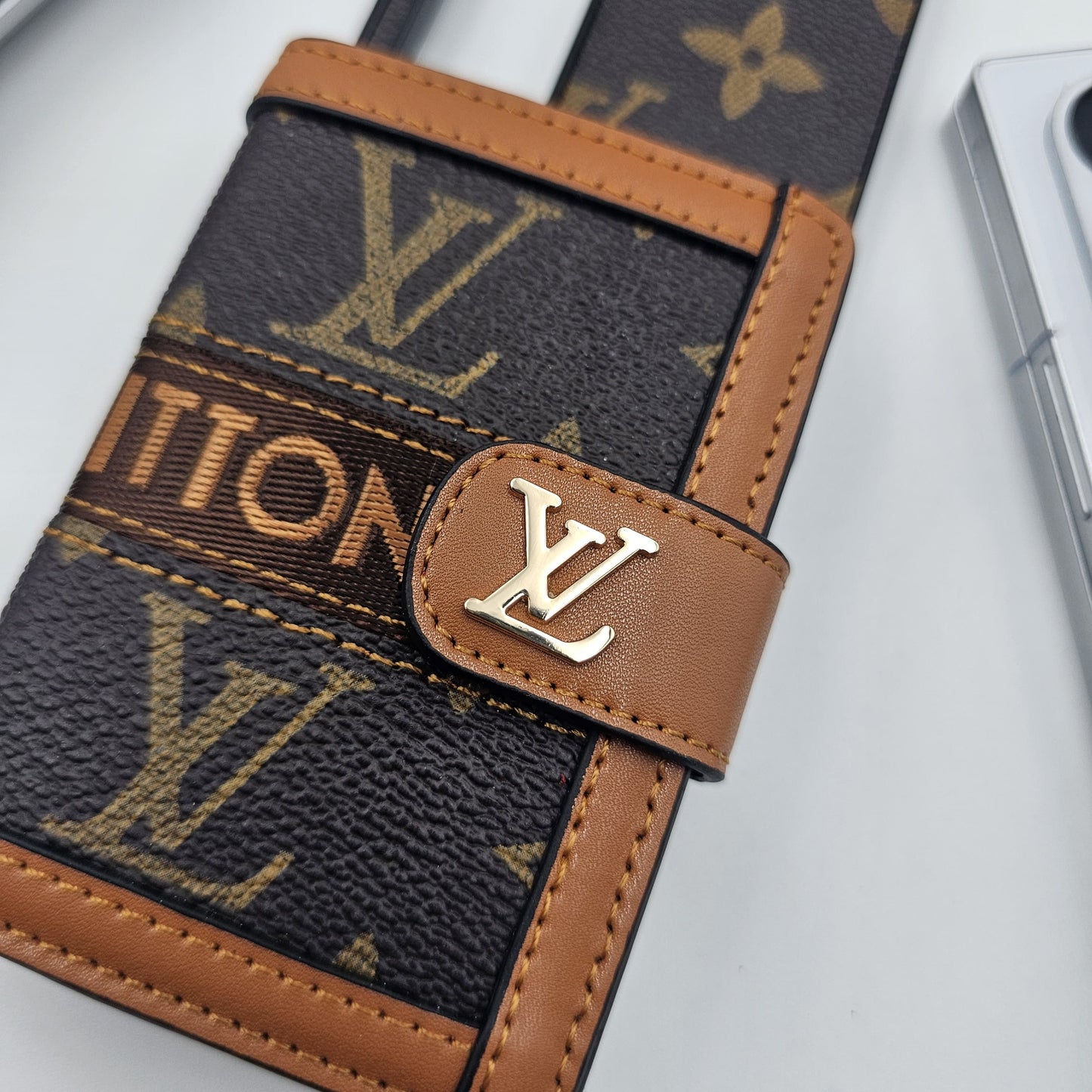 Luxury Leather Crossbody Case for Z Fold