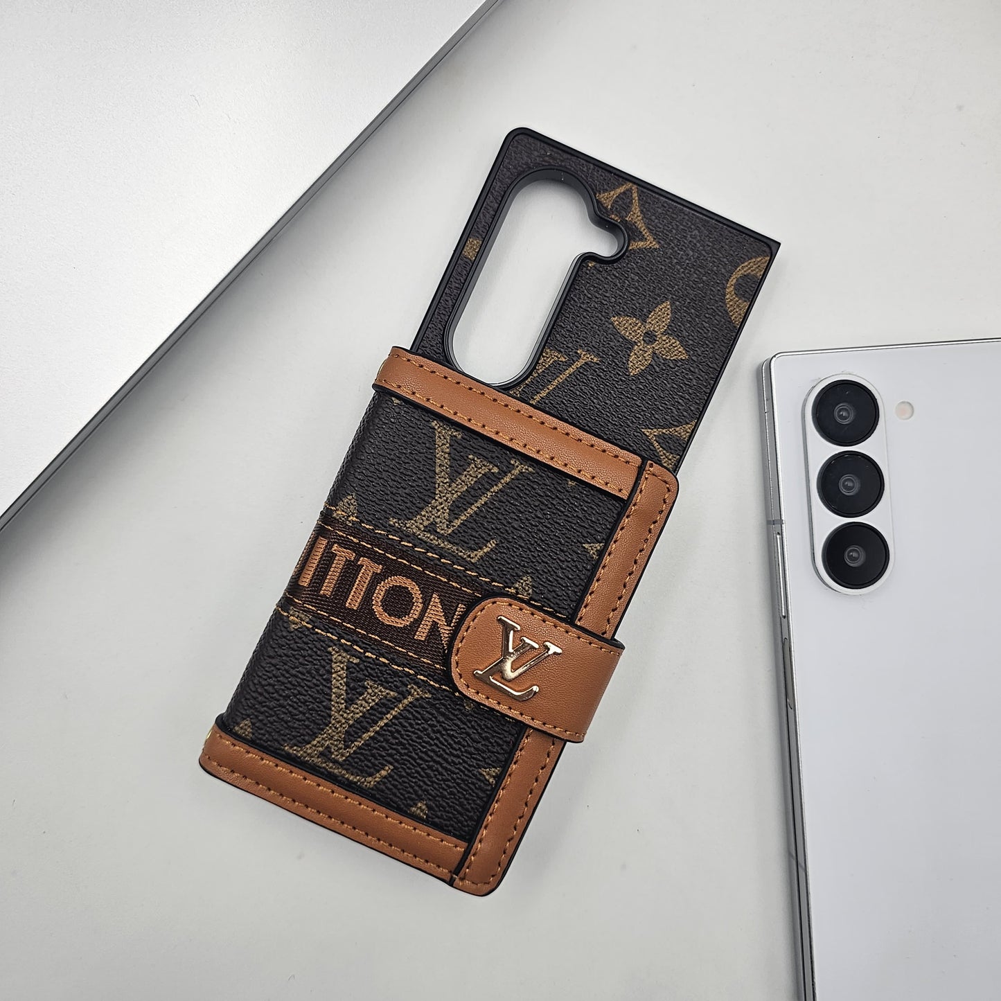Luxury Leather Crossbody Case for Z Fold