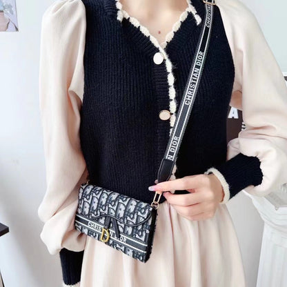 LuxCrossbody™ Leather Wallet Case