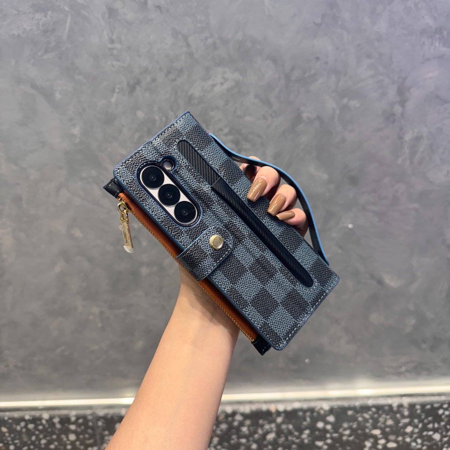 Luxury Checkered Wallet Case with Strap