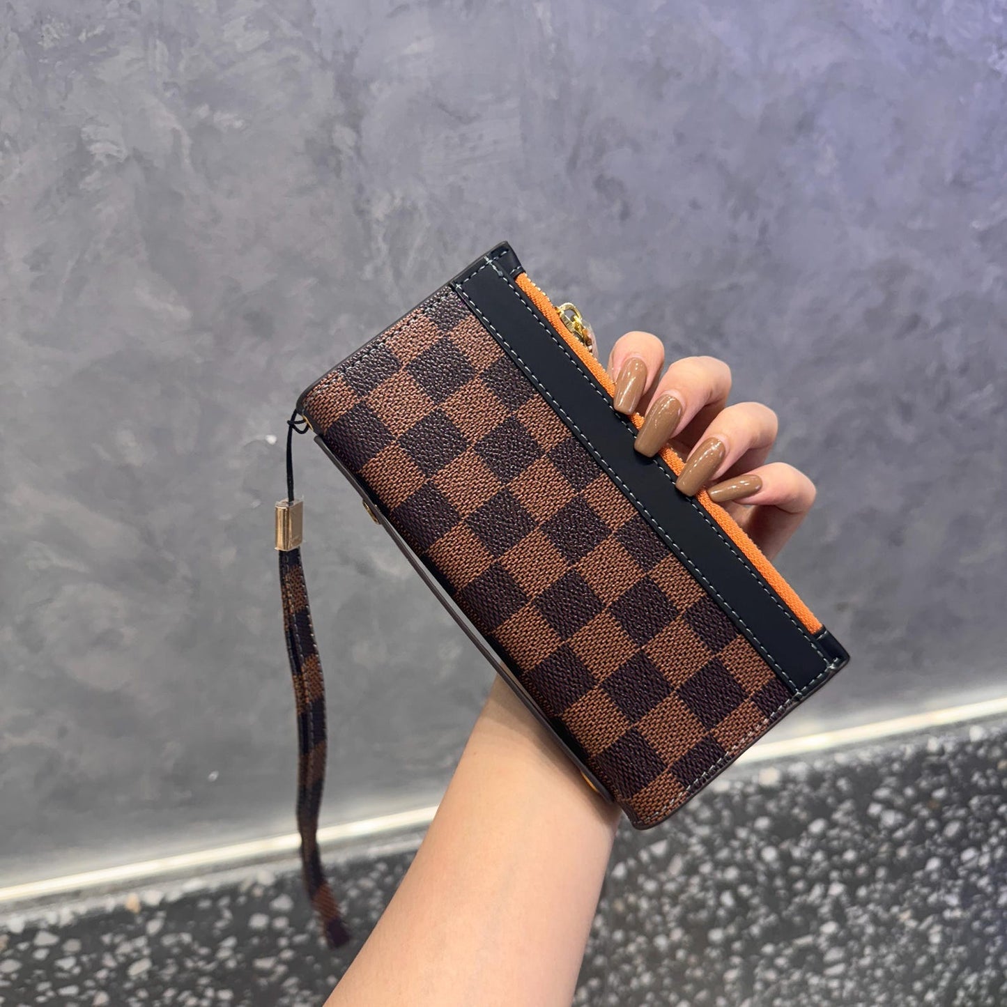 Luxury Checkered Wallet Case with Strap